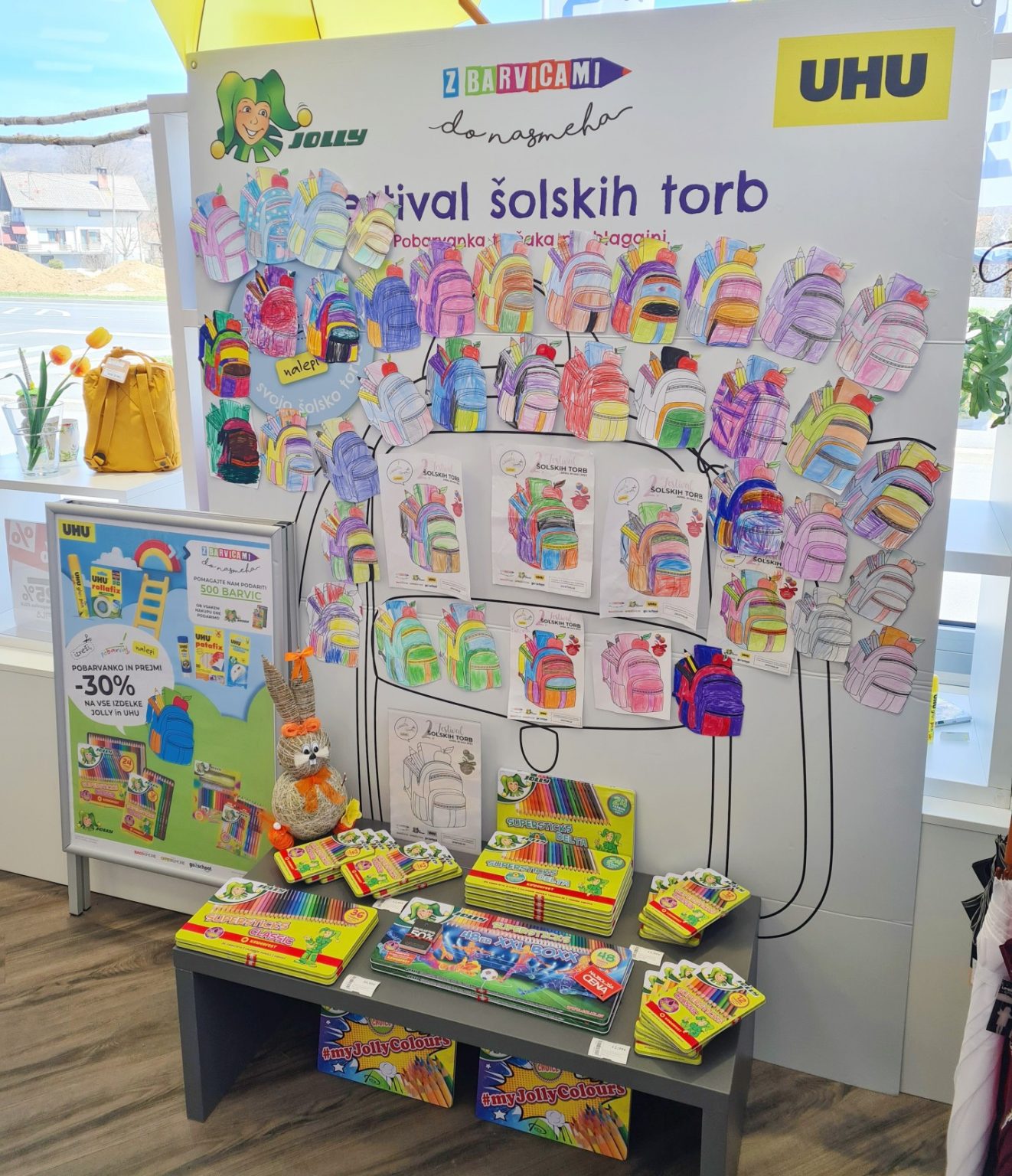 Z barvicami do nasmeha Kronca.si